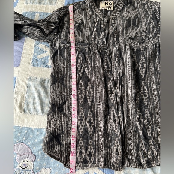 TNA 2010 Black Grey Boho Bohemian Western Country Button Up Womens Short Small - Picture 9 of 11